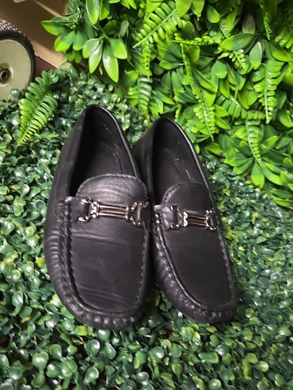 Black Leather Men’s Loafers with Metal Bit